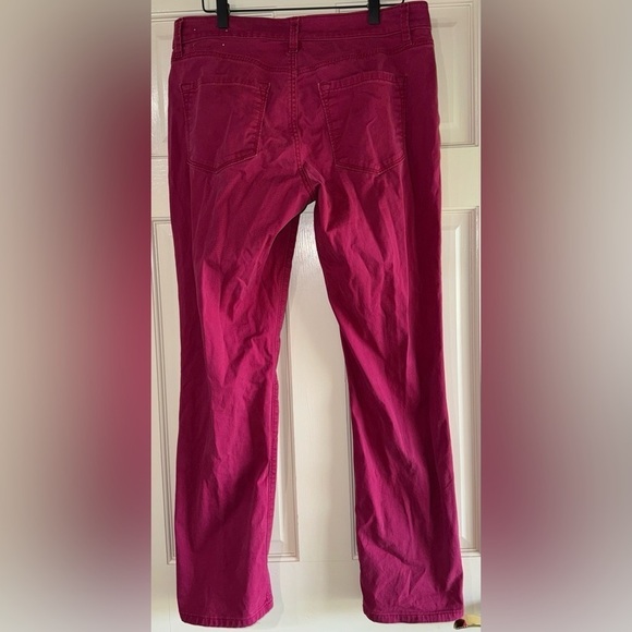 Ann Taylor Loft Women's Size 29/8 Maroon Jeans Curvy Straight Leg Zip 5 pockets - Picture 2 of 6